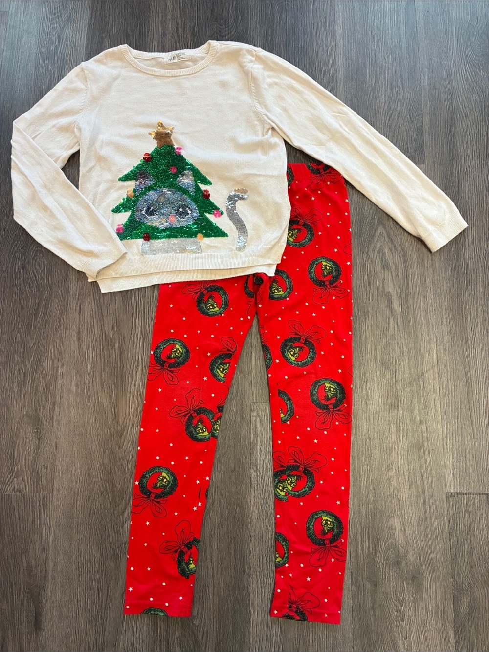 H&M Kids (M) Holiday Sequin Flip Sweater & (M) Grinch Leggings